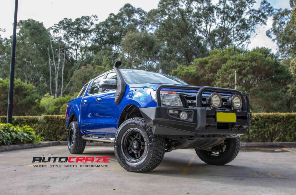 FORD RANGER ANZA MATTE BLACK WITH ANTHRACITE RING